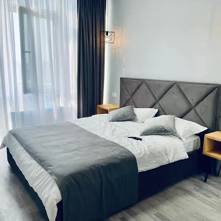Luxury Arkadia Apartment *